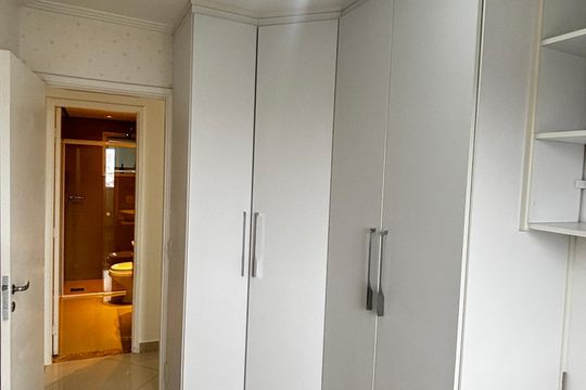 Quarto 2 de apartamento à venda com 3 quartos, 70m² em Vila Valparaíso, Santo André