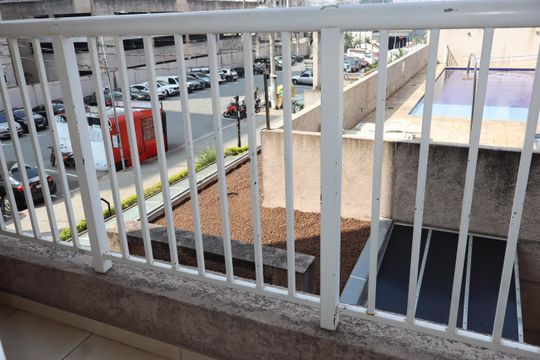 Varanda de apartamento para alugar com 2 quartos, 42m² em Sítio da Figueira, São Paulo