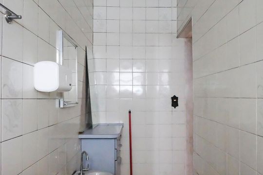 Banheiro da suíte 2 de casa para alugar com 4 quartos, 107m² em Nova Gerti, São Caetano do Sul