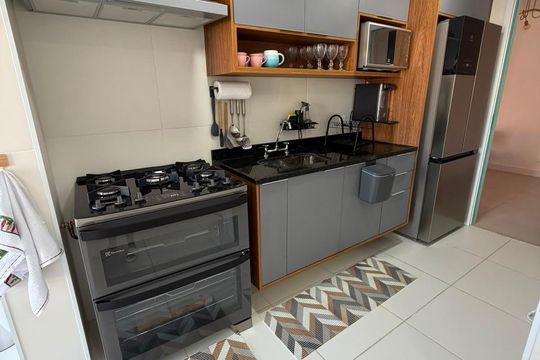 Cozinha de apartamento para alugar com 3 quartos, 127m² em Barra da Tijuca, Rio de Janeiro