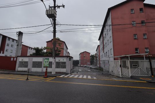 Fachada de apartamento para alugar com 2 quartos, 49m² em Parque Erasmo Assunção, Santo André