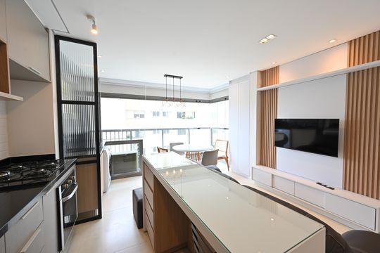Cozinha de apartamento para alugar com 1 quarto, 40m² em Vila Clementino, São Paulo