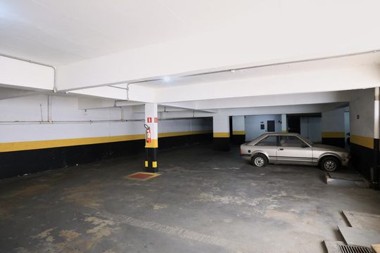 Garagem de apartamento para alugar com 3 quartos, 80m² em Centro, Belo Horizonte