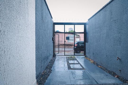 Garagem de kitnet/studio para alugar com 1 quarto, 41m² em Setor Bueno, Goiânia