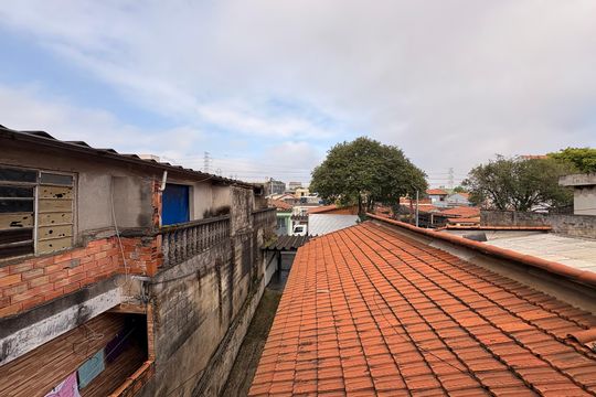 Vista de casa à venda com 7 quartos, 235m² em Parque Capuava, Santo André