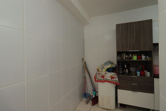 Área de Serviço de apartamento para alugar com 2 quartos, 60m² em Jardim Santa Cristina, Santo André