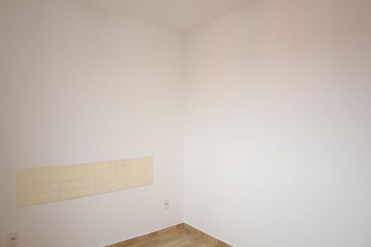 Quarto 1 de apartamento para alugar com 2 quartos, 42m² em Vila Carmosina, São Paulo