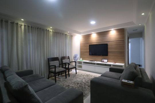 Casa à venda com 4 quartos, 240m² em Aricanduva, São Paulo