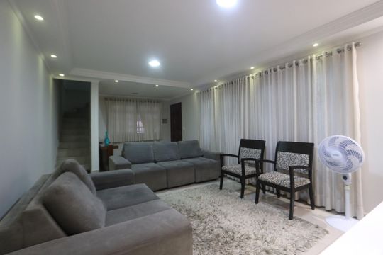 Sala de casa à venda com 4 quartos, 240m² em Aricanduva, São Paulo