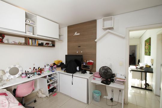 Quarto 4  de casa para alugar com 5 quartos, 420m² em Carlos Prates, Belo Horizonte