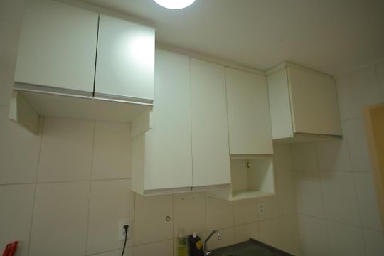 Cozinha  de apartamento à venda com 2 quartos, 48m² em Planalto, São Bernardo do Campo