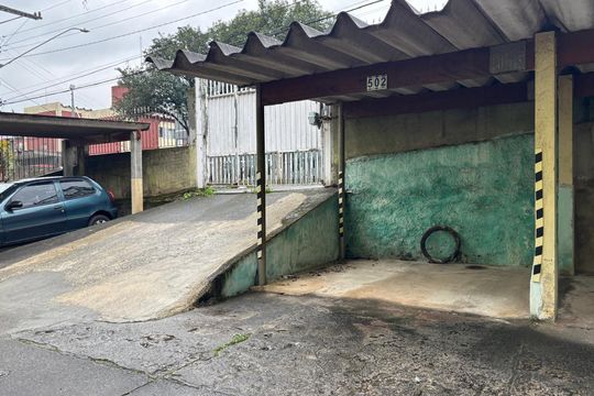 Garagem de apartamento para alugar com 2 quartos, 49m² em Santa Terezinha, São Bernardo do Campo