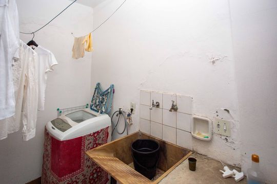 Área de Serviço de casa à venda com 4 quartos, 106m² em Canhema, Diadema
