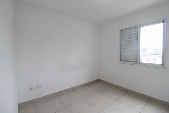 Quarto 2 de apartamento para alugar com 2 quartos, 42m² em Vila Butantã, São Paulo