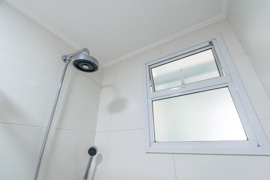 Banheiro Social de apartamento à venda com 3 quartos, 67m² em Cidade Vargas, São Paulo