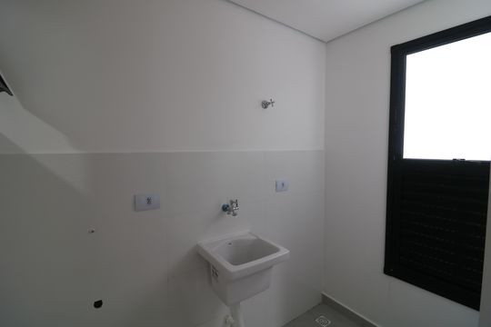 Área de Serviço de apartamento para alugar com 2 quartos, 40m² em Chácara Mafalda, São Paulo