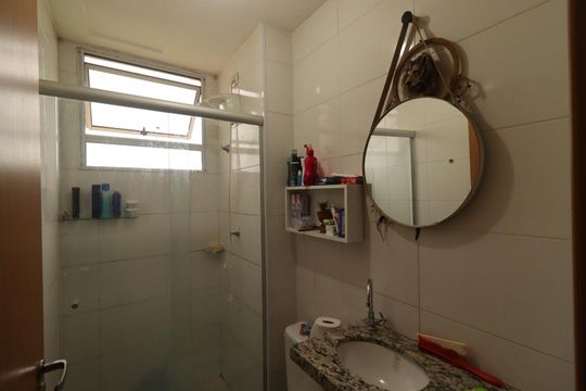 Banheiro de apartamento para alugar com 2 quartos, 43m² em Bonfim Paulista, Ribeirão Preto