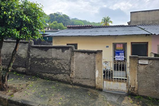 Casa para alugar com 1 quarto, 100m² em Patronato, São Gonçalo