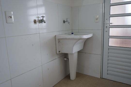 Área de Serviço de apartamento para alugar com 3 quartos, 180m² em Vila Carrão, São Paulo