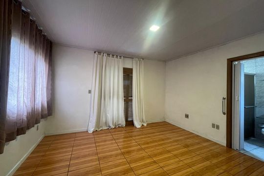 Casa à venda com 5 quartos, 200m² em Boa Vista, Novo Hamburgo