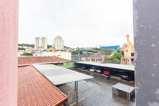 Vista  de apartamento à venda com 2 quartos, 65m² em Quitaúna, Osasco