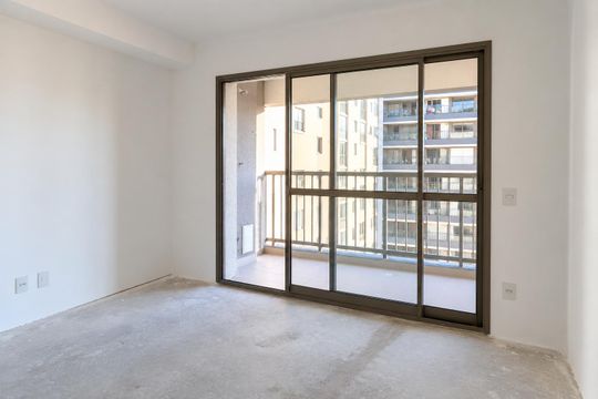 Sala/Quarto de kitnet/studio à venda com 1 quarto, 28m² em Santo Amaro, São Paulo