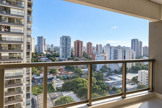 Varanda de kitnet/studio à venda com 1 quarto, 28m² em Santo Amaro, São Paulo