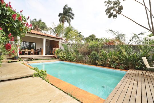 Piscina de casa para alugar com 3 quartos, 300m² em Cidade Jardim, Uberlândia