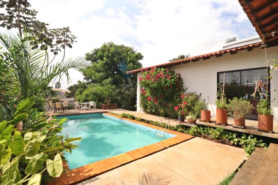 Casa para alugar com 3 quartos, 300m² em Cidade Jardim, Uberlândia