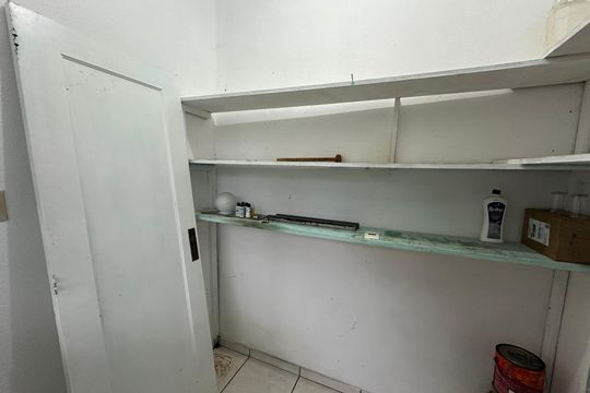 Quarto de Serviço de apartamento para alugar com 2 quartos, 100m² em Itararé, São Vicente