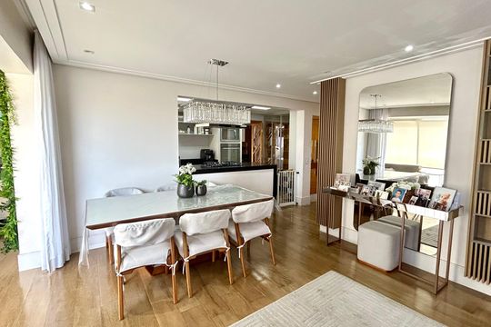 Sala de apartamento à venda com 3 quartos, 114m² em Vila Santo Antonio, Guarulhos