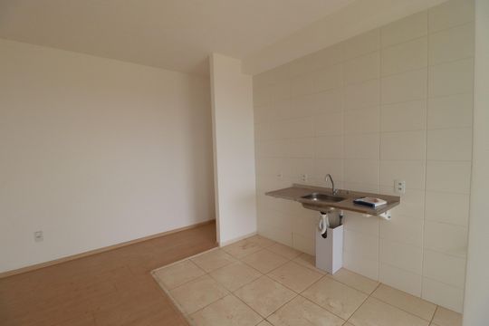 Cozinha  de apartamento para alugar com 2 quartos, 49m² em Maubisa, Ribeirão Preto