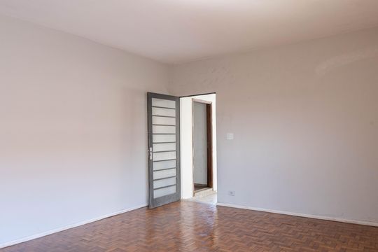 Sala 2 de casa para alugar com 2 quartos, 250m² em Vila Monteiro, Piracicaba