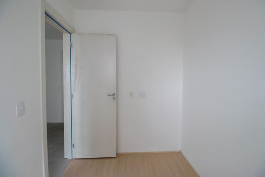 Quarto 2 de apartamento à venda com 2 quartos, 42m² em Irajá, Rio de Janeiro
