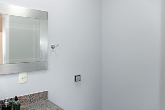Lavabo de casa de condomínio à venda com 3 quartos, 800m² em Condomínio Estância Marambaia, Vinhedo