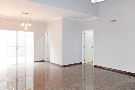 Sala de casa de condomínio à venda com 3 quartos, 800m² em Condomínio Estância Marambaia, Vinhedo