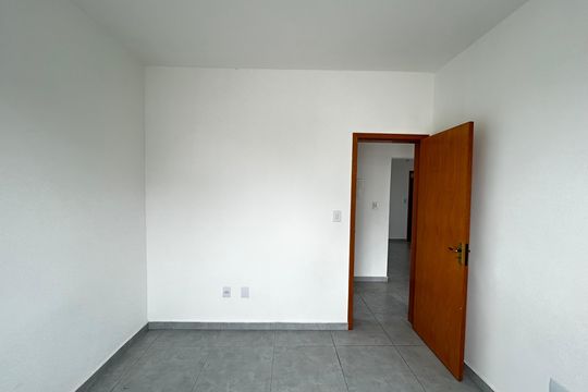 Apartamento à venda com 2 quartos, 50m² em Pedra Azul, Contagem