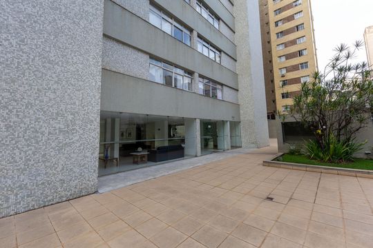 Área comum de apartamento para alugar com 2 quartos, 72m² em Santo Antônio, Belo Horizonte