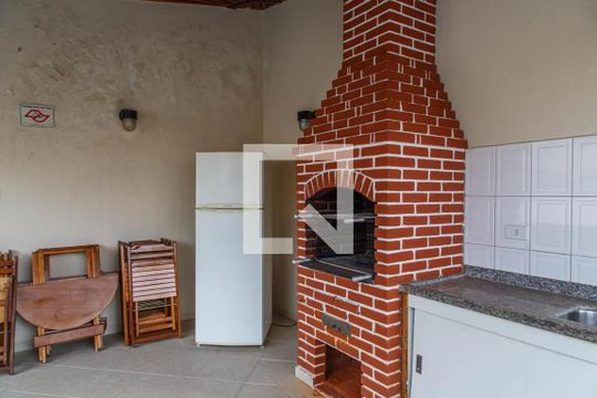 Apartamento à venda com 2 quartos, 48m² em Vila Bertioga, São Paulo