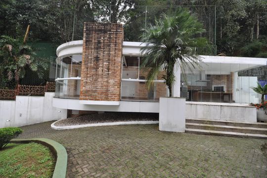 Quintal de casa à venda com 4 quartos, 2198m² em Jardim Ibiratiba, São Paulo