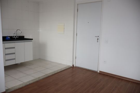 Cozinha de apartamento para alugar com 2 quartos, 50m² em Vila Metalúrgica, São Paulo