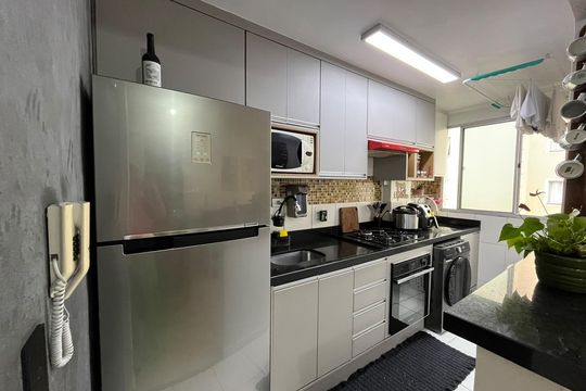 Cozinha de apartamento à venda com 2 quartos, 48m² em Jardim Paris, São Paulo