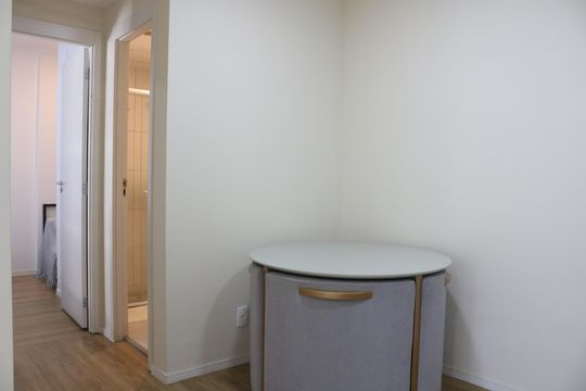 Cozinha de apartamento para alugar com 2 quartos, 41m² em Lapa de Baixo, São Paulo