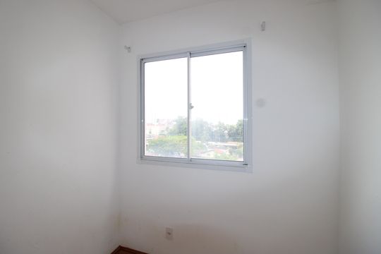 Quarto 2 de apartamento para alugar com 2 quartos, 33m² em Itaquera, São Paulo