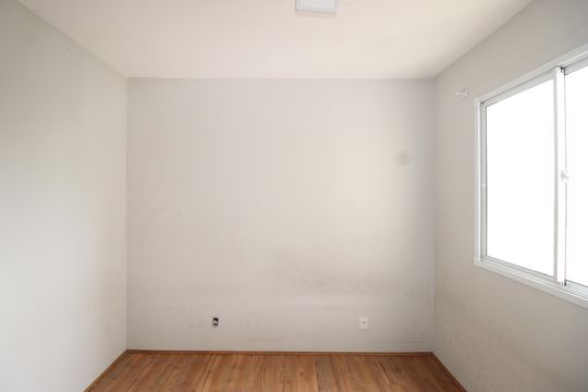 Quarto 1 de apartamento para alugar com 2 quartos, 33m² em Itaquera, São Paulo