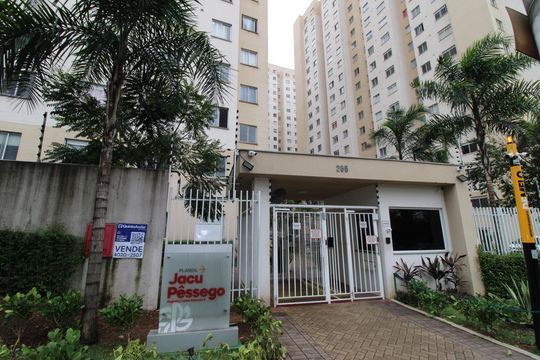 Fachada de apartamento para alugar com 2 quartos, 33m² em Itaquera, São Paulo