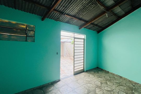 Casa à venda com 3 quartos, 210m² em Vila Itapura, Campinas