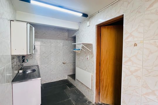 Casa à venda com 3 quartos, 210m² em Vila Itapura, Campinas