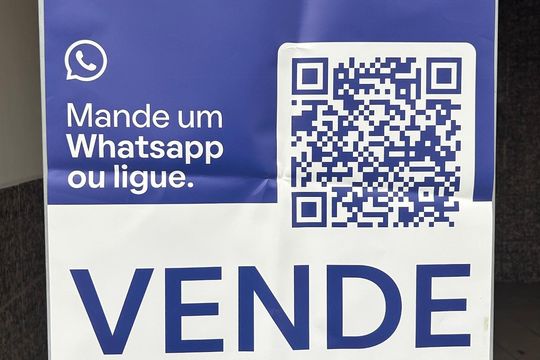 Placa de casa à venda com 3 quartos, 205m² em Jardim Sabara, São Paulo