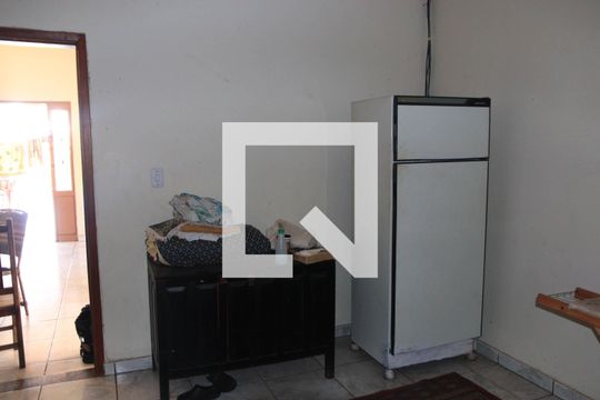 Casa à venda com 6 quartos, 500m² em Parque Industrial de Goiania, Goiânia